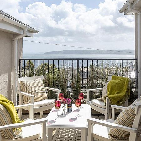 The Penthouse Villa Benllech Bagian luar foto